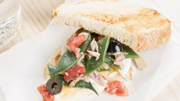 Sendvič Niçoise Sendvič Niçoise